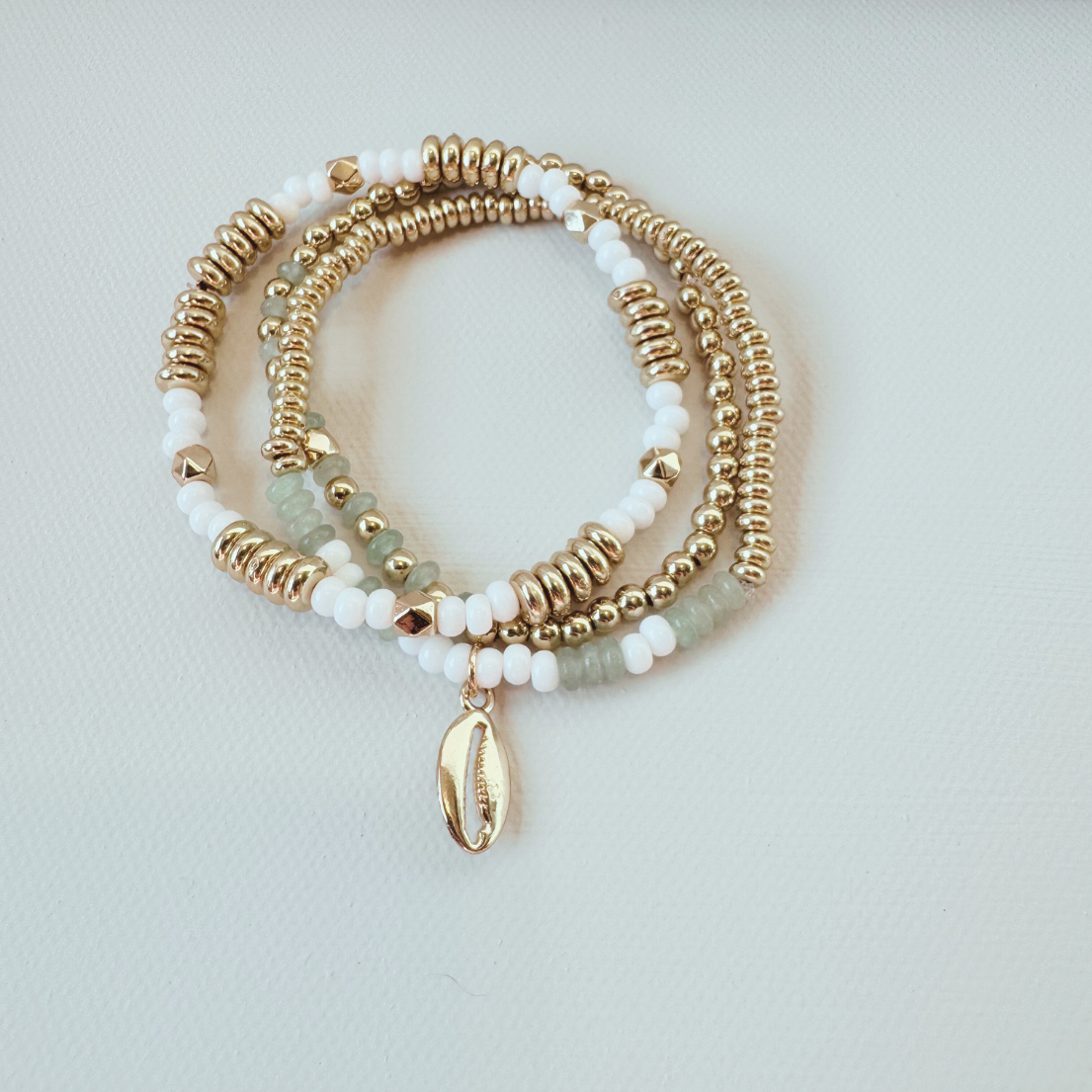 Green Aventurine Beaded Charm Bracelet Set with Gold Shell