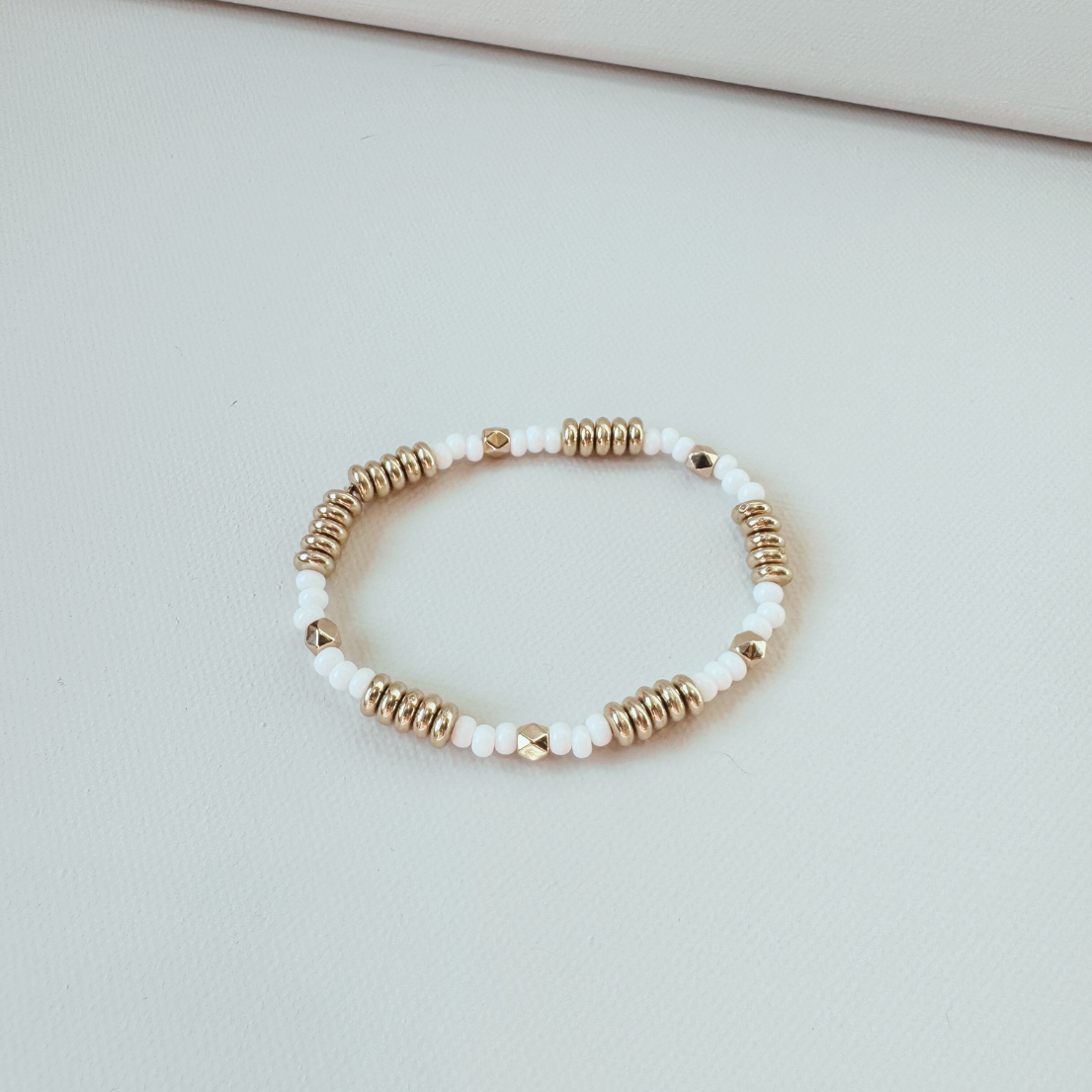 Green Aventurine Beaded Charm Bracelet Set with Gold Shell